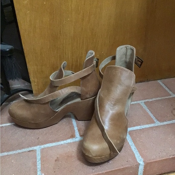 free people cedar clogs - Picture 3 of 8